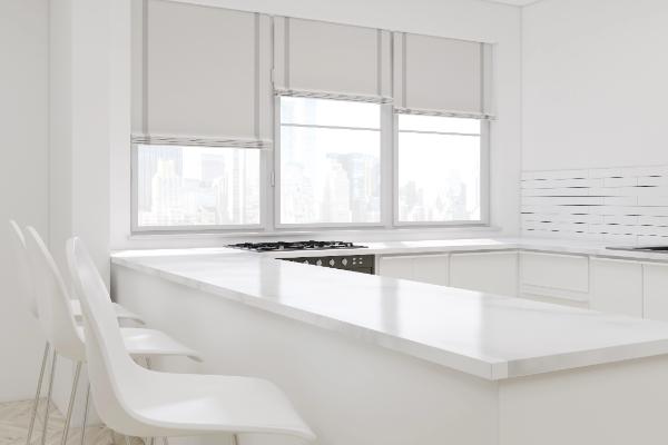 Choosing Between Roller Shades & Roman Shades